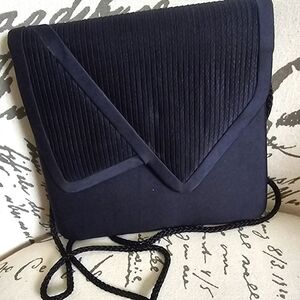 MAGID Sateen Fold Handbag EUC